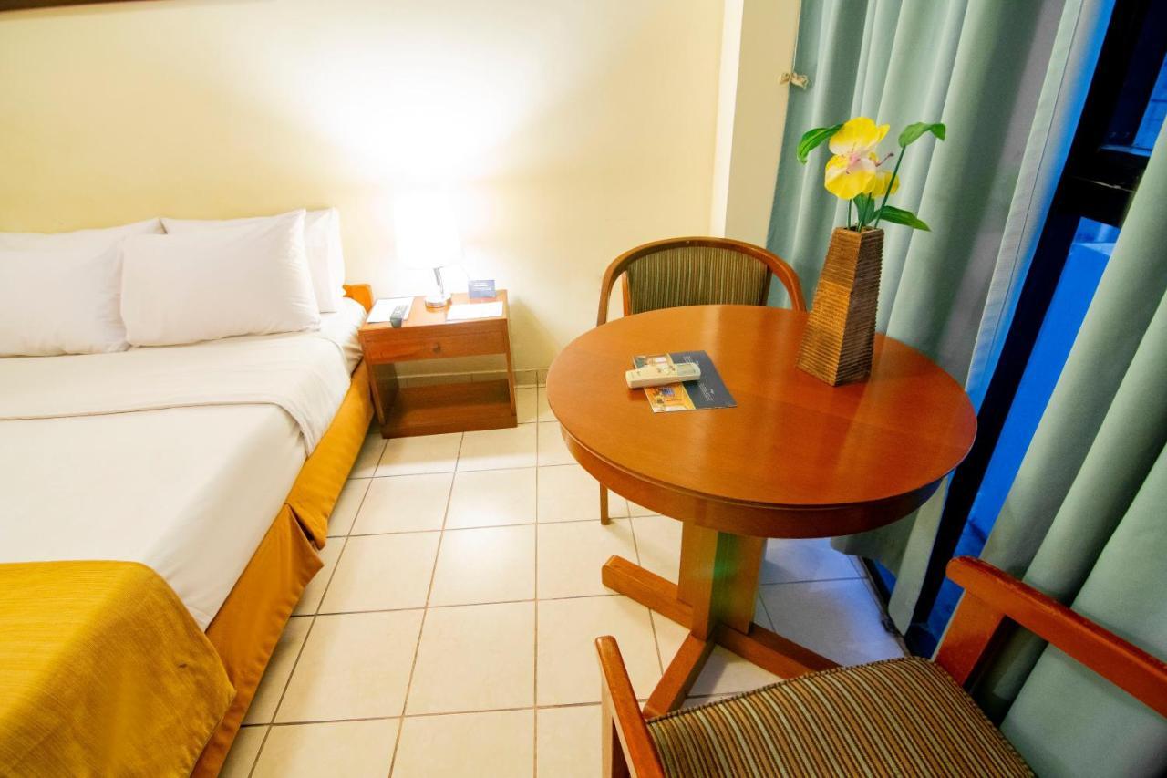El Dorado Express Hotel Iquitos Dış mekan fotoğraf