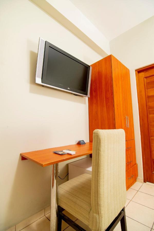 El Dorado Express Hotel Iquitos Dış mekan fotoğraf